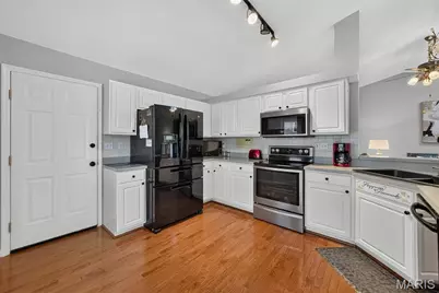 2 Moonstone Court, O'Fallon, MO 63366 - Photo 20