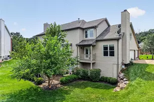 2726 Wynncrest Manor Dr, Wildwood, MO 63005 - Photo 56