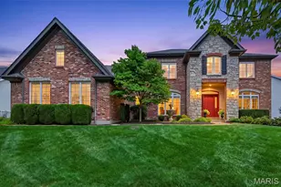 2726 Wynncrest Manor Dr, Wildwood, MO 63005 - Photo 2