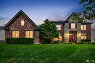 2726 Wynncrest Manor Dr, Wildwood, MO 63005 - Photo 2
