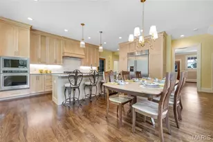 231 E Argonne Dr, Kirkwood, MO 63122 - Photo 12
