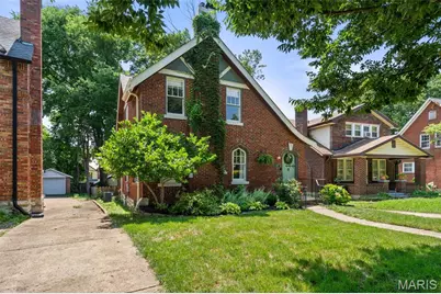 7426 Stanford Avenue, University City, MO 63130 - Photo 2