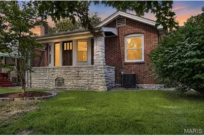4005 Dover Place, Saint Louis, MO 63116 - Photo 2