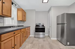 360 W 5th St, Lebanon, MO 65536 - Photo 12