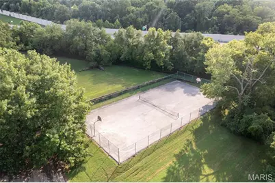 1968 Greenglen Drive #101, Kirkwood, MO 63122 - Photo 22