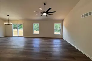 713 Blake Dr, Hillsboro, MO 63050 - Photo 2