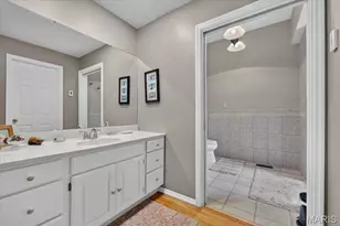 8686 Barby Ln, University City, MO 63124 - Photo 22