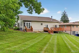 8686 Barby Ln, University City, MO 63124 - Photo 32
