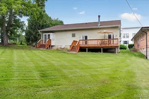 8686 Barby Ln, University City, MO 63124 - Photo 32