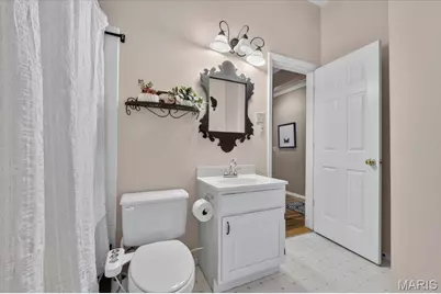 8686 Barby Lane, University City, MO 63124 - Photo 28