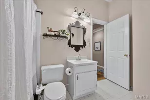 8686 Barby Ln, University City, MO 63124 - Photo 28