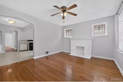 4327 Tyrolean Avenue, Saint Louis, MO 63116 - Photo 12
