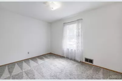 1407 Fox Creek Drive, Saint Louis, MO 63126 - Photo 26