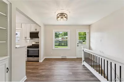 160 Saint Patrick Lane, Florissant, MO 63031 - Photo 6