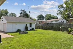 160 St Patrick Ln, Florissant, MO 63031 - Photo 34