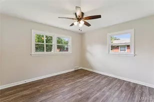 160 St Patrick Ln, Florissant, MO 63031 - Photo 10