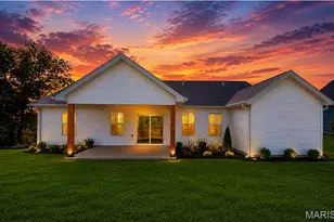 9153 Idell Creek Ln, Hannibal, MO 63401 - Photo 2