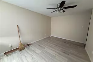3152 Winnebago St, Saint Louis, MO 63118 - Photo 4