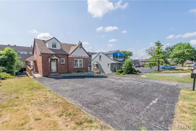 4150 Crescent Drive, Mehlville, MO 63129 - Photo 2