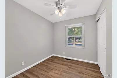 6650 Silver Fox Drive, Florissant, MO 63034 - Photo 18