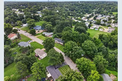 10800 Hobday Avenue, Saint Ann, MO 63074 - Photo 18