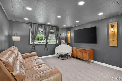 10800 Hobday Avenue, Saint Ann, MO 63074 - Photo 38