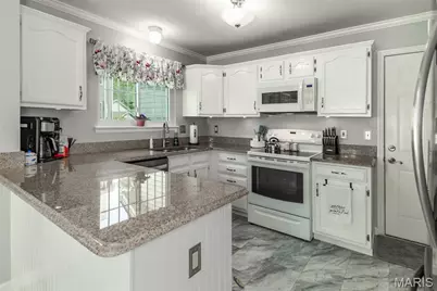 765 Spring Hill Farm Drive, Ballwin, MO 63021 - Photo 12