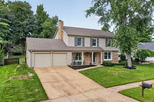 15571 Rose Gate Ln, Chesterfield, MO 63017 - Photo 8