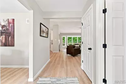 12 Scarlet Oak Court, Lake Saint Louis, MO 63367 - Photo 4