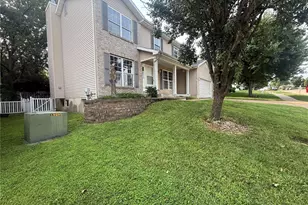4516 Southridge Pines Dr, Saint Louis, MO 63128 - Photo 2