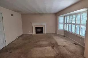 4516 Southridge Pines Dr, Saint Louis, MO 63128 - Photo 10