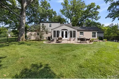 2 Middlebrook Lane, Creve Coeur, MO 63141 - Photo 30