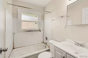 10350 Ross Cir, Saint Louis, MO 63137 - Photo 18