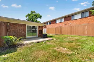 10510 Carroll Wood Way, Saint Louis, MO 63128 - Photo 24