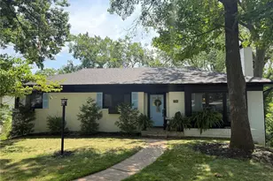 8704 W Kingsbury Ave, Saint Louis, MO 63124 - Photo 1