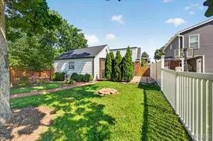 900 Dwyer Ave, Kirkwood, MO 63122 - Photo 26