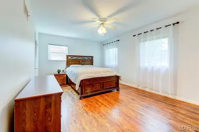 8016 Davis Drive, Saint Louis, MO 63105 - Photo 28
