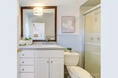 8016 Davis Drive, Saint Louis, MO 63105 - Photo 32