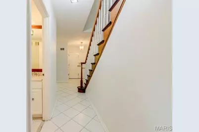 8016 Davis Drive, Saint Louis, MO 63105 - Photo 22