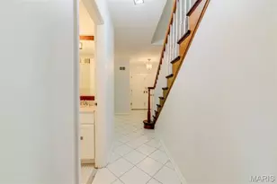 8016 Davis Dr, Saint Louis, MO 63105 - Photo 22