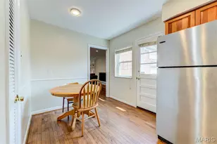 8016 Davis Dr, Saint Louis, MO 63105 - Photo 12