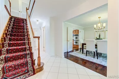 8016 Davis Drive, Saint Louis, MO 63105 - Photo 2