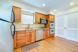 8016 Davis Dr, Saint Louis, MO 63105 - Photo 8