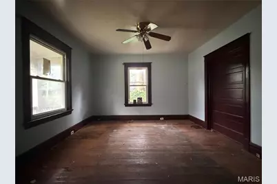 2705 Lyndhurst Avenue, Saint Louis, MO 63114 - Photo 4