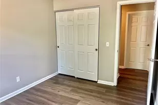 3060 Laurel Village Cir, Saint Peters, MO 63376 - Photo 14