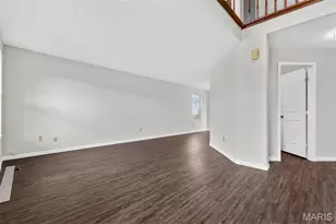 5510 Hennessey Ct, Saint Louis, MO 63139 - Photo 6