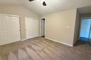 2744 Chapel View Dr, Florissant, MO 63031 - Photo 8