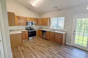 2744 Chapel View Dr, Florissant, MO 63031 - Photo 4