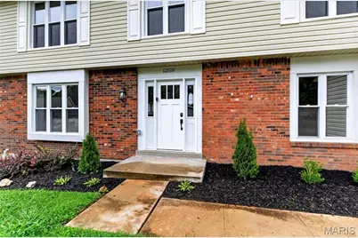 12518 Woodstream Drive, Saint Louis, MO 63138 - Photo 2