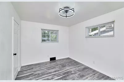 1370 Acredale Drive, Florissant, MO 63033 - Photo 20